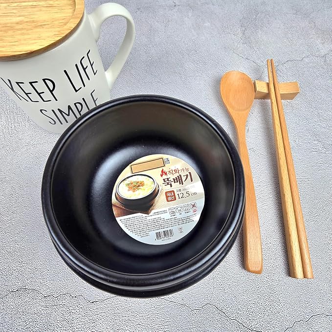 Korean Hot Pot Ttukbaegi 5.5 Inch Clay Cooking Bowl, Direct Fire Safe Ceramic Stew Pot for Soup, Rice, Noodle, Microwave & Dishwasher Safe Earthenware, Made in Korea, Black Mini Casserole