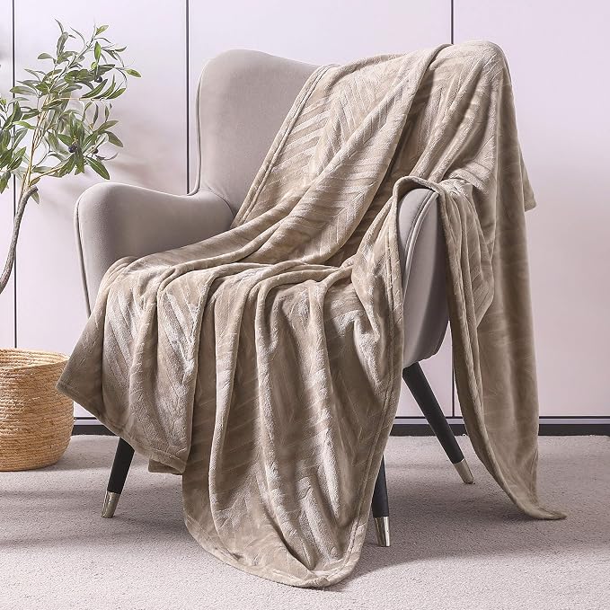 Whale Flotilla Flannel Fleece Fall Throw Blanket for Couch, Champagne | Lightweight Breathable Soft Sofa Throws, Plush Fluffy Chevron Design Decorative Blankets for Home Life, 50x60 Inch