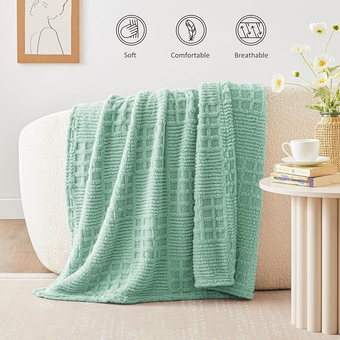 EXQ Home Fleece Throw Blanket for Couch or Bed - 3D Waffle Patchwork Pattern Jacquard Decorative Blankets - Cozy Soft Fuzzy Flannel Blanket Suitable for All Seasons(50"×60",Sage Green)