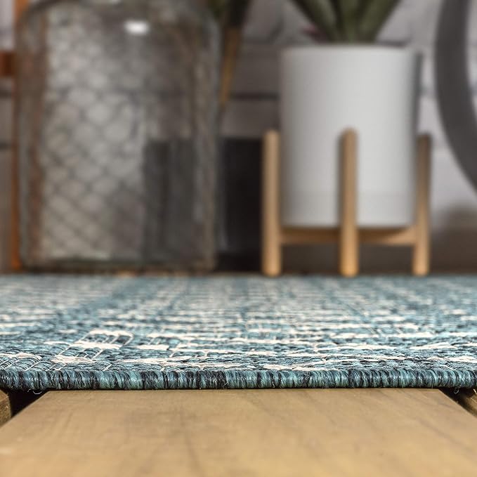 JONATHAN Y Moroccan Geometric Indoor Outdoor Round Area Rug 4 Ft Teal/Gray, Ourika Textured Weave for Backyard, Patio, Porch, Easy-Cleaning, High Traffic, Pet-Friendly, Non-Shedding (SMB108C-4R)
