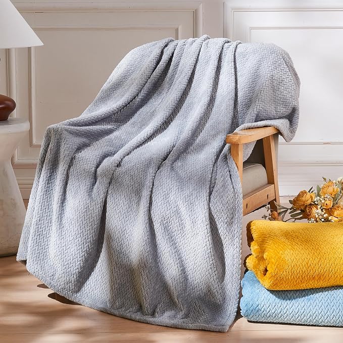NEWCOSPLAY Fleece Leaves Pattern Throw Blanket, Grey, 50"x60" | Super Soft Throw Blanket, Lightweight Cozy Bed Sofa Blanket, Premium Silky Flannel Fleece, Travel Blanket for All Season Use