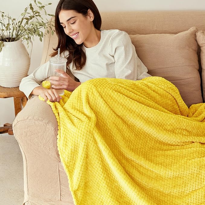 Exclusivo Mezcla Soft Waffle Fleece Bed Blanket Queen Size, Yellow | Lightweight Plush Blanket for Bed, Bedroom, Cozy Flannel with Waffle Texture, Stylish Home Decor, All Season, 90x90 Inches