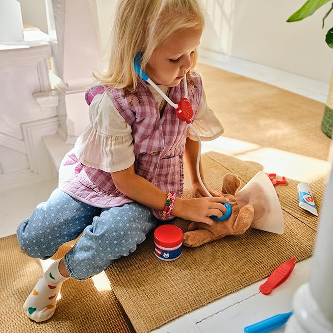 Melissa & Doug Examine and Treat Pet Vet Pretend Play Set with Plush Dog and Cat (24 Pcs) Kids Veterinary Play Set, Veterinarian Kit for Kids, STEAM Toy, Pretend Doctor for Ages 3+