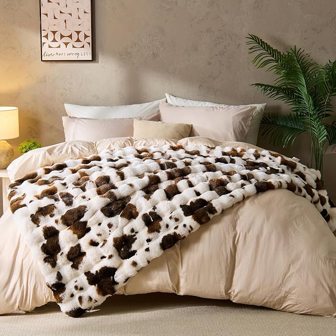 DOWNCOOL Faux Fur Throw Blanket for Couch, Ultra Soft Fluffy Fuzzy Plush Bubble Blanket for Sofa Bedroom Living Room, Cozy Warm Luxury Fleece Minky Blanket, 50x60 Inches Cow Print-Brown