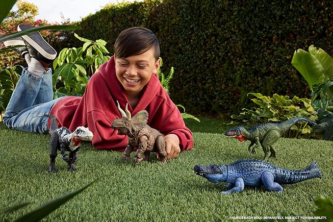 Mattel Jurassic World Rebirth Gigantic Thrashers Eotriceratops Dinosaur Figure Toy, Large Species, 2 Tail Activated Rampage Attacks, Digital Play