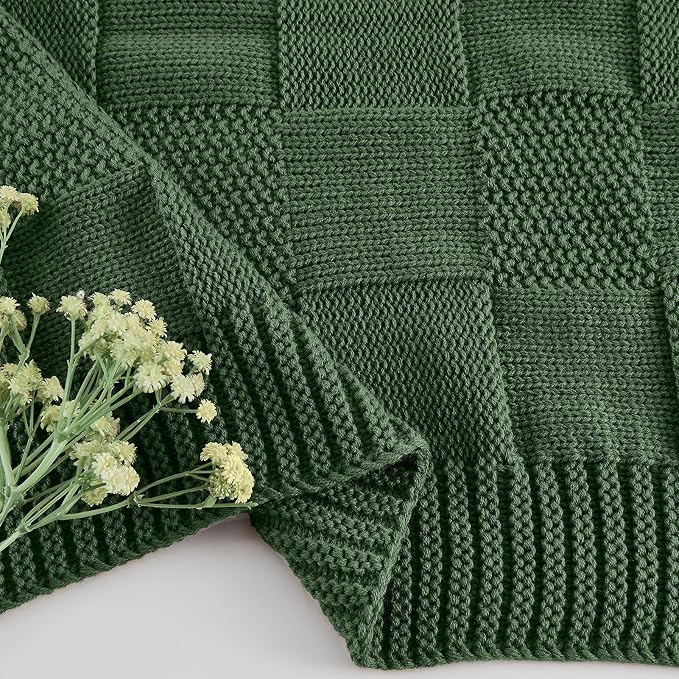 CozeCube Christmas Green Knitted Checkered Throw Blanket 60"X80" | Check Knit Throw for Couch, Decorative Christmas Soft Cozy Warm Blanket for Bed Sofa Living Room