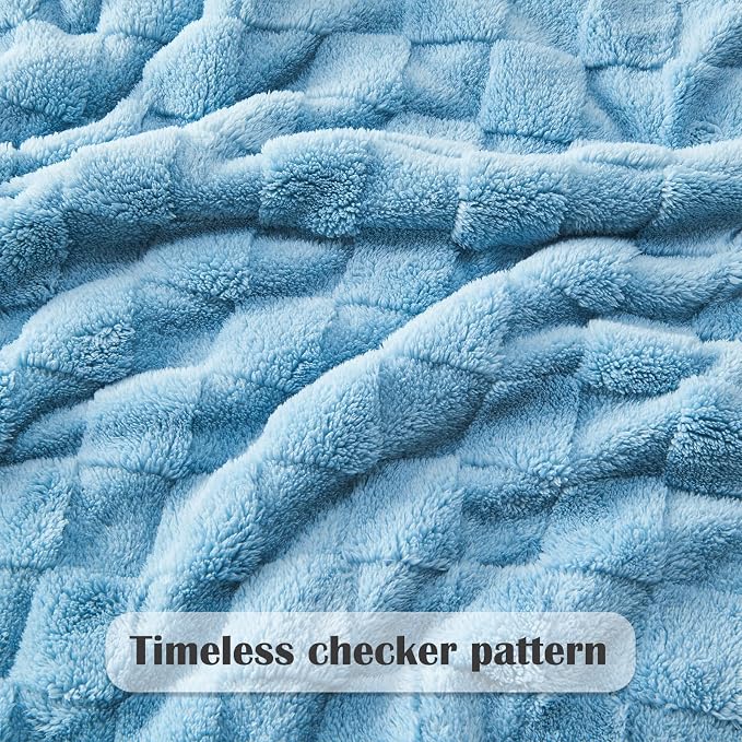 NEWCOSPLAY 3D Checkered Flannel Throw Blanket, Blue Checkered, 50"x70" | Super Soft Cute Lightweight Decorative Premium Silky Fleece Blanket for Couch Sofa Bed, Gift for Women Men, All Season Use