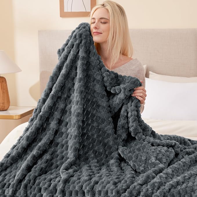 EXQ Home Gentle Soft Fleece Throw Blanket – Cozy Lightweight 3D Imitation Turtle Shell Jacquard Blanket for Couch Bed – All-Season Warm Fuzzy Flannel Blanket for Women Mom Gifts(60"x80",Charcoal Grey)