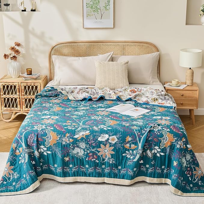 VANJOROY Boho Throw Blanket, 100% Organic Cotton Breathable Ultra Soft 91" x 108" King Bed Quilt Throw - All Season Floral Rustic Farmhouse Decor Luxury Blanket for Sofa Couch Chair and Gift