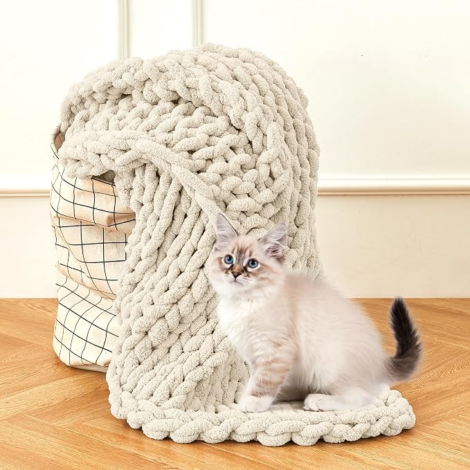 Chunky Knit Blanket Throw for Couch, 40"x50" Chunky Yarn Knitted Blankets | 100% Hand Knit Thick Chenille, Soft Breathable for Bed, Sofa, Home Decor, Cozy Gifts for Women Friends, Ivory