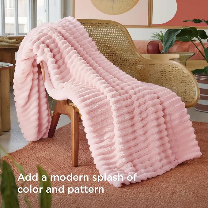 Bedsure Soft Twin XL Blanket for Bed Dorm Coral Pink 66"x90" | Birthday Gifts for Women Mom Her, Warm Lightweight Cozy Fluffy Throw Blanket Sofa, Dorm Room Home Decor, Machine Washable