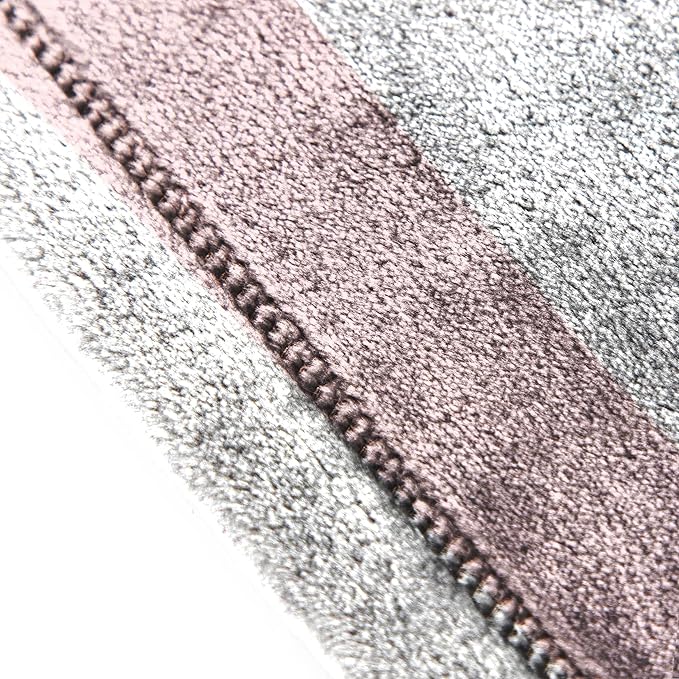 Jay Franco Plush Throw Blanket – Soft & Cozy Fleece Throw for Bedroom & Couch Décor, Official Licensed Product, Multi - Aristocats, 60x90 - Large Blanket