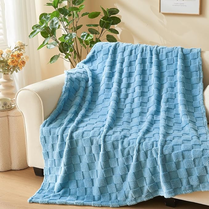 NEWCOSPLAY 3D Checkered Flannel Queen Blanket, Blue Checkered, 90"x90" | Super Soft Cute Lightweight Decorative Premium Silky Fleece Blanket for Couch Sofa Bed, Gift for Women Men, All Season Use