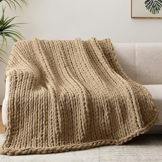 Negwoo Chunky Knit Throw Blanket, Knitted Throw Chenille Yarn, 30"*40" | Soft Thick Cable Knitted Blankets, Handmade Big Thick Blanket, Machine Washable Cute Comfy Blanket for Home Decor,Light brown