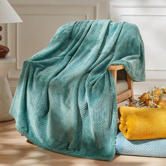 NEWCOSPLAY Fleece Leaves Pattern Throw Blanket, Light Teal, 50"x60" | Super Soft Throw Blanket, Lightweight Cozy Bed Sofa Blanket, Premium Silky Flannel Fleece, Travel Blanket for All Season Use