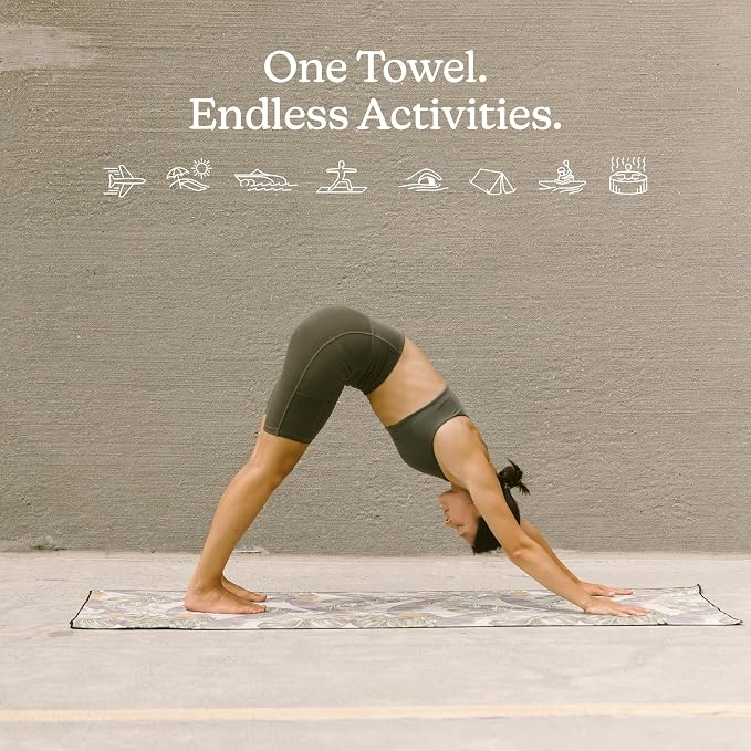 Nomadix Original Towel - Perfect for Beach, Pool, Travel, Camping, Yoga - Made with Recycled Materials - Super Absorbent - Sand Resistant - Banana Leaf Green - 72.5x30
