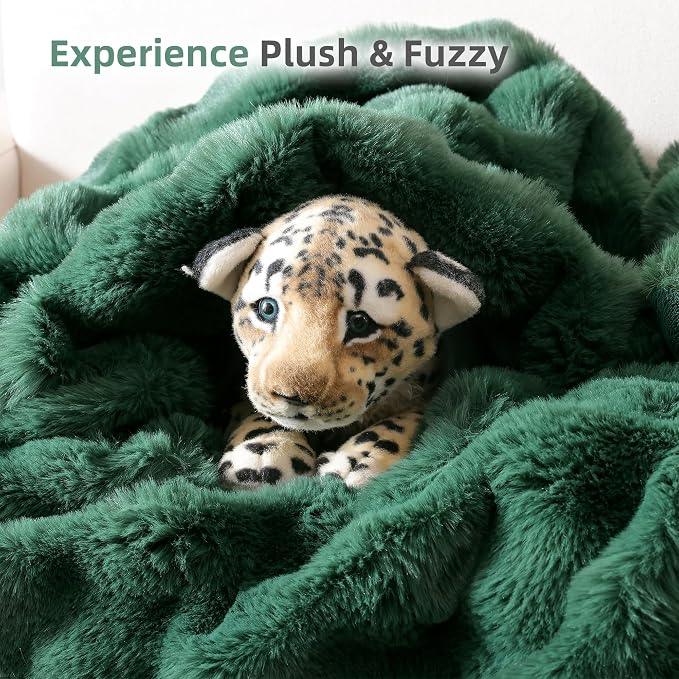 Faux Rabbit Fur Throw for Couch - Dark Green Bubble Blanket 50"x60" | Fluffy Plush Fuzzy Throw for Sofa & Bed, Super Soft Cozy Comfrt Blanket, Luxury Aesthetic Dark Green Decor Gift for Women