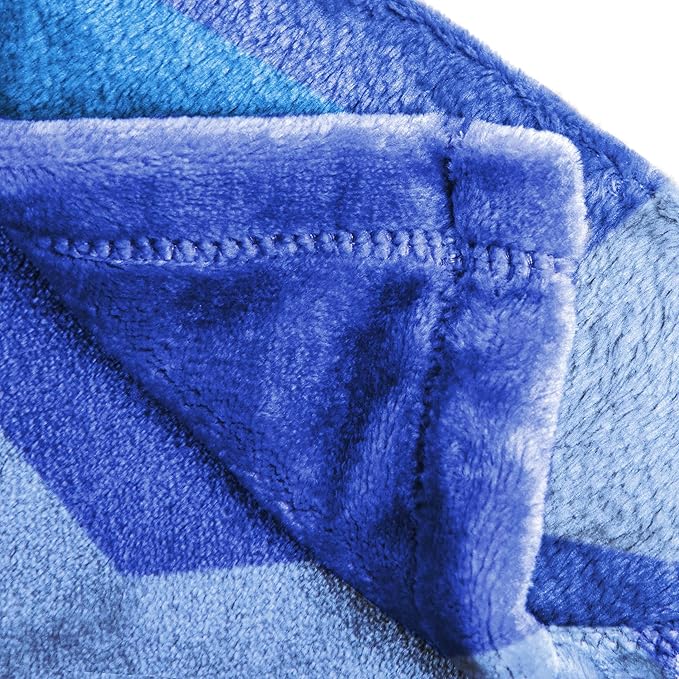 Jay Franco Kids Plush Throw Blanket – Soft & Cozy Fleece Throw for Bedroom & Couch Décor, Official Licensed Product, Blue - Mickey Mouse, 60x90 - Large Blanket