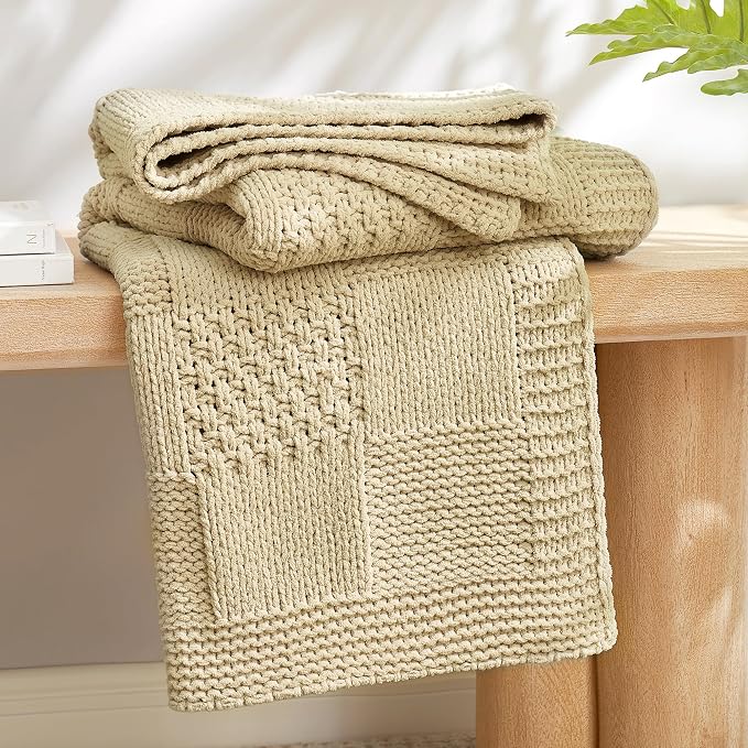 Knit Throw Blanket, Soft Chenille Cozy Breathable Checkered Chunky Decorative Blanket for Couch, Bed & Sofa, French-Inspired Lightweight Warm Gift for Women, Beige, 50"x60"