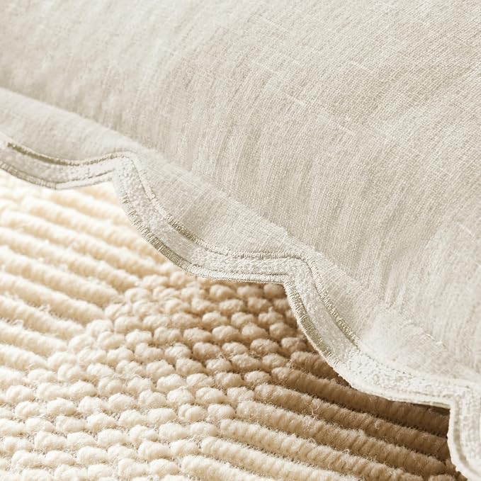 Ohocut Scalloped Pillow Cover Pack of 2 Spring Chenille Decorative Throw Pillow Covers Cute Boho Couch Pillow Covers Aesthetic Funky Preppy Pillow Cases for Sofa Living Room (Cream White, 20x20 Inch)