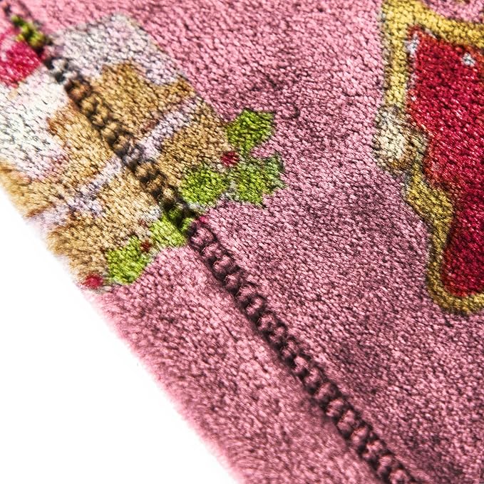 Jay Franco Kids Christmas Plush Throw Blanket – 50x70 Inches Soft & Cozy Fleece Throw for Holiday Bedroom & Couch Décor, Official Licensed Product, Pink - Strawberry Shortcake