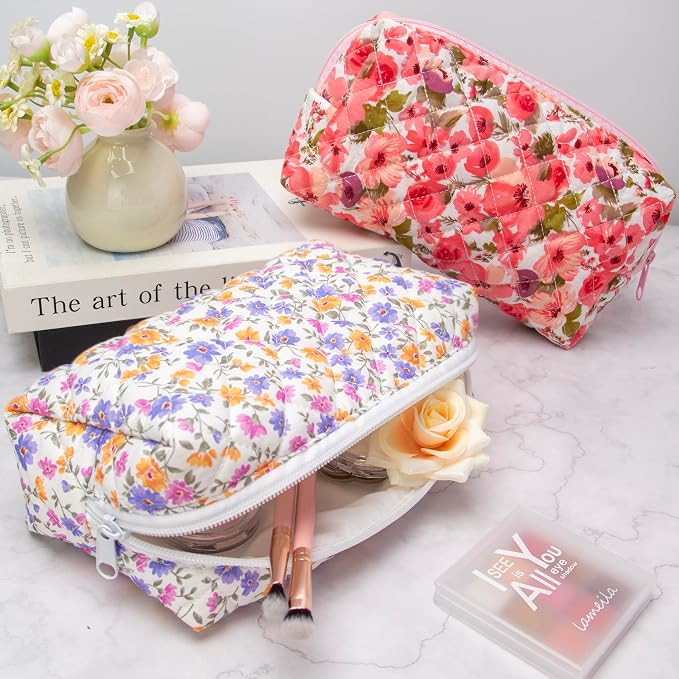 PAZIMIIK Small Quilted Makeup Bag,Zipper Cosmetic Pouch,Ditsy Floral | Lightweight Cosmetic Bag Organizer for Women,Purse Storage Holds Makeup,Toiletries,Skincare,Beauty Essentials,Travel Items