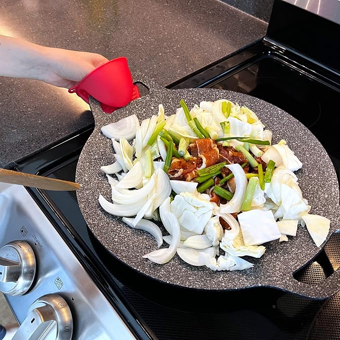 Saltlas Korean Style BBQ Grill Pan for Stove Top, 13" Lightweight Round Griddle with Double Bottom, Nonstick Coating Frying Pan for Induction, Gas, Camping & Outdoor Grilling