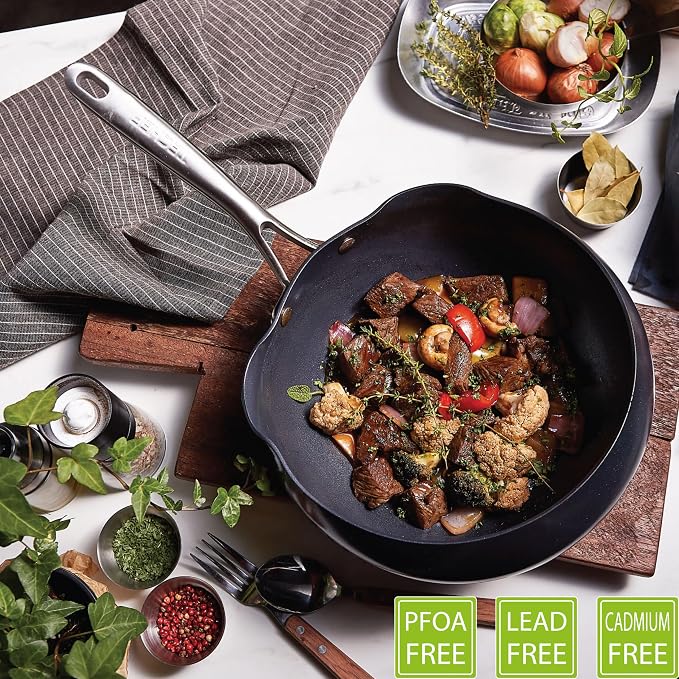 TECHEF - Goody Pan - Wok Stir-fry Pan - PFOA Free, Dishwasher and Oven Safe, Made in Korea (11-in)