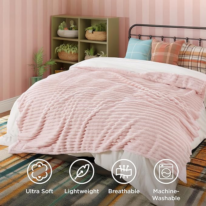 Bedsure GentleSoft King Size Blanket for Bed - Cozy Soft Blankets for Women, Cute Large Fleece Throws for Girls, Crystal Pink, 108x90 Inches