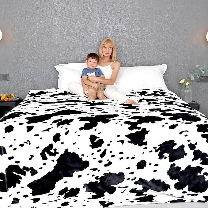 Fleece Blankets Queen Size Black and White Bed Blanket Fuzzy Lightweight Soft Queen Fleece Throws for All Seasons 90x90 Inches