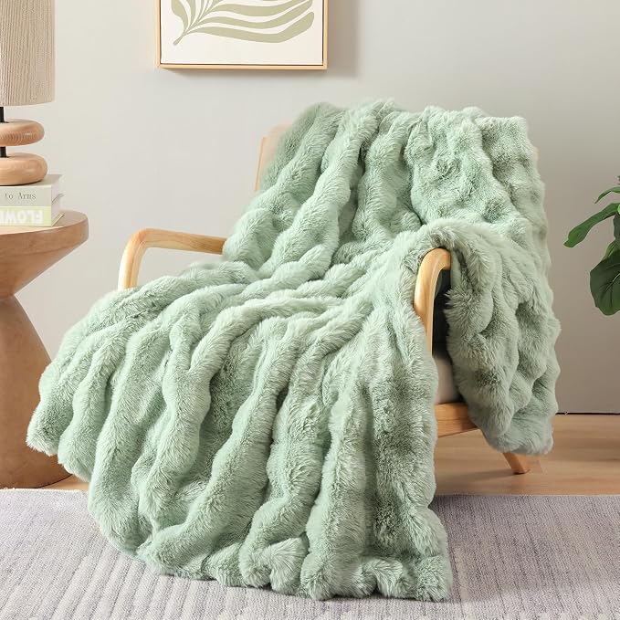 Faux Rabbit Fur Throw for Couch - Sage Green Bubble Blanket 50"x60" | Fluffy Plush Fuzzy Throw for Sofa & Bed, Super Soft Cozy Comfrt Blanket, Luxury Aesthetic Sage Green Decor Gift for Women
