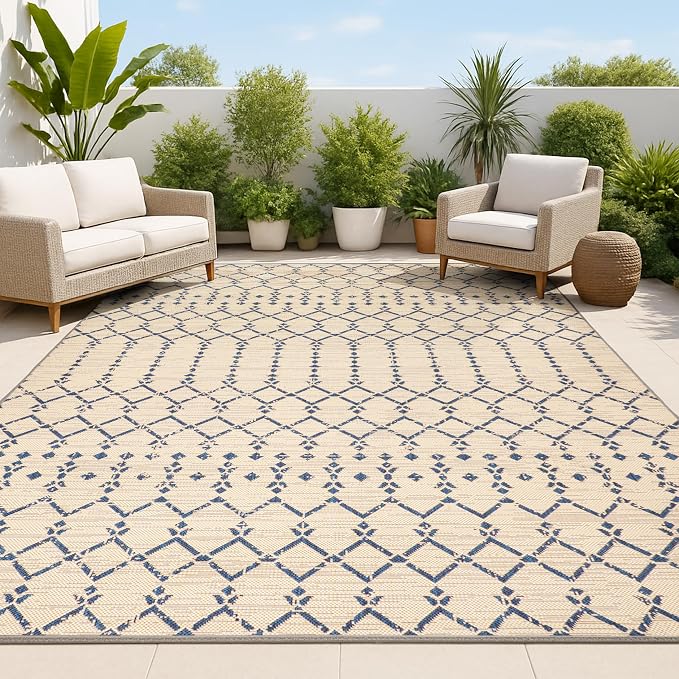 JONATHAN Y Moroccan Geometric Indoor Outdoor Area Rug 4X6 Beige/Navy, Ourika Textured Weave for Backyard, Patio, Porch, Easy-Cleaning, High Traffic, Pet-Friendly, Non-Shedding (SMB108H-4)