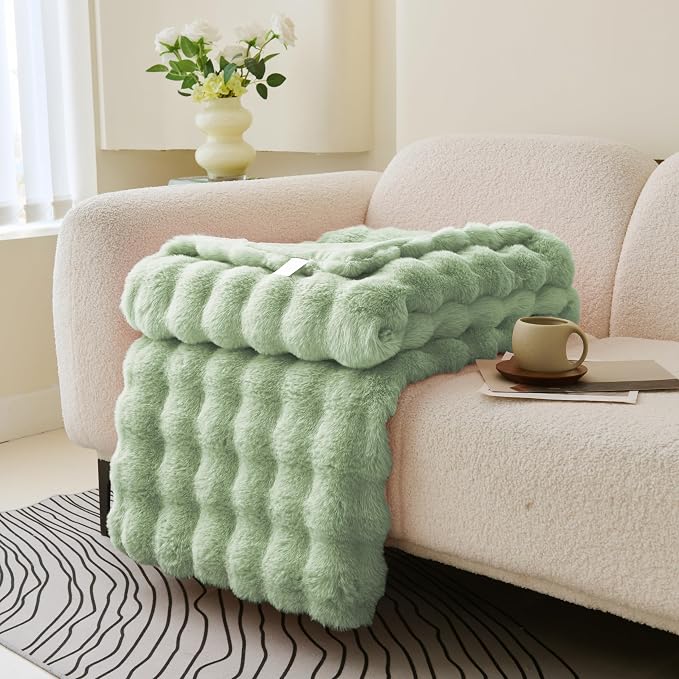 Comelady Soft Fluffy Faux Fur Throw Blanket 60"x80", Bubble Plush Texture | Sage Green Thick Fuzzy Blanket, No-Shedding, Aesthetic & Cozy for Couch Bed Room Decor, Warm Gift for Women Men