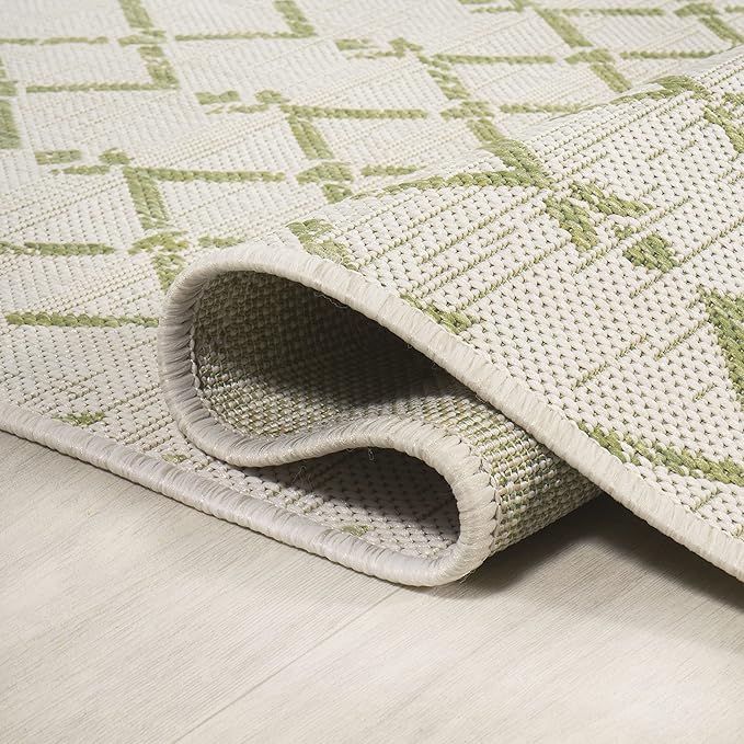 JONATHAN Y Moroccan Geometric Indoor Outdoor Area Rug 4X6 Cream/Green, Ourika Textured Weave for Backyard, Patio, Porch, Easy-Cleaning, High Traffic, Pet-Friendly, Non-Shedding (SMB108M-4)