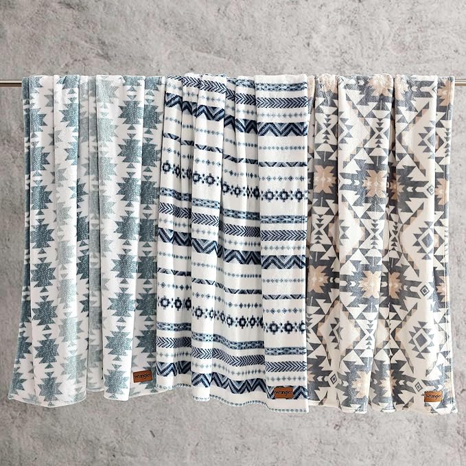 Wrangler - Blanket, Super Soft Sherpa Bedding, Yellowstone Inspired Throw Blanket for Couch or Bed (Dakota Grey, 50" x 60")