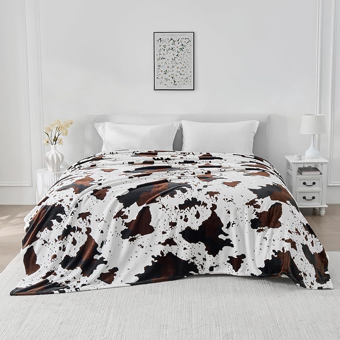 Bnuitland Cow Printed Fleece Flannel Throw Blanket, 300 GSM Double Sided Fuzzy Fluffy Blanket for Bed Sofa Couch Travel, Super Soft Lightweight for Adults and Kids, 90×90 inch