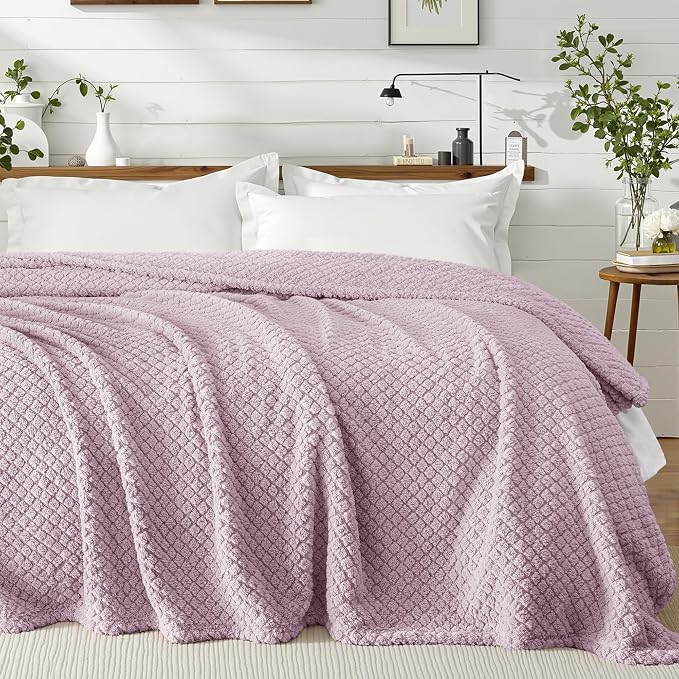 Exclusivo Mezcla Soft Fleece Queen Size Blanket for Bed, Lilac Purple | Jacquard Lightweight Cozy Bed Blanket, Breathable Decorative Fuzzy Textured All Season Use, 90x90 Inches