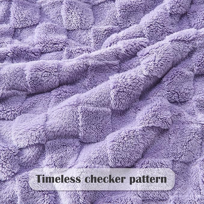 NEWCOSPLAY 3D Checkered Flannel Throw Blanket, Lavender Checkered, 50"x70" | Super Soft Cute Lightweight Decorative Premium Silky Fleece Blanket for Couch Sofa Bed, Gift for Women Men, All Season Use