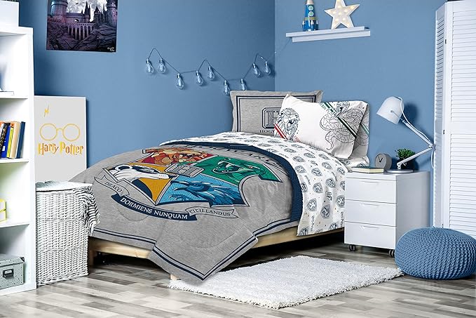 Jay Franco Harry Potter Stand Together 7 Piece Full Size Bed Set - Includes Comforter & Sheet Set - Super Soft Kids Bedding Fade Resistant Microfiber (Official Harry Potter Product)