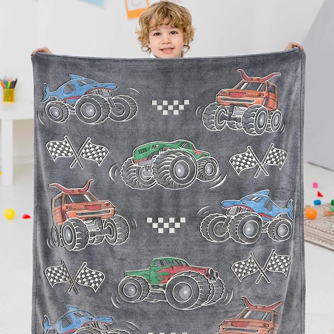 Boys Truck Car Toys Unique Gifts for Kids Glow in The Dark Blanket Glowing Cartoon Tractor Throw Blanket Soft Fleece Blanket Excavators Room Bed Sofa Decor Blankets
