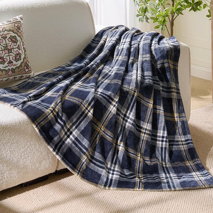 BEDELITE Plaid Fleece Throw Blanket, Navy Tartan 50x60 Inches | 100% Polyester Microfibe, Soft Cozy, Lightweight Warm, Classic Plaid Pattern, Room Decor, Machine Washable, for Couch Bed