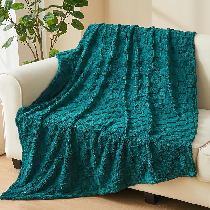 NEWCOSPLAY 3D Checkered Flannel Queen Blanket, Dark Teal, 90"x90" | Super Soft Cute Lightweight Decorative Premium Silky Fleece Blanket for Couch Sofa Bed, Gift for Women Men, All Season Use