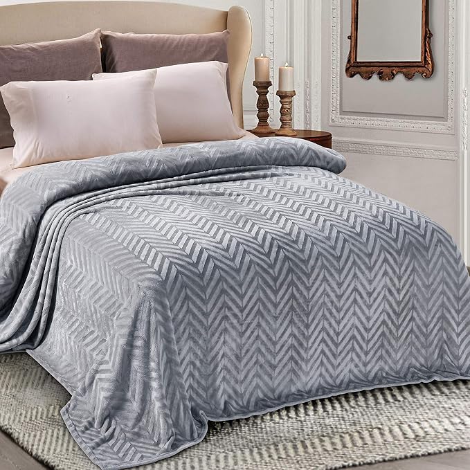 Whale Flotilla Flannel Fleece Fall Bed Blanket Twin Size, Silver Grey | Lightweight Breathable Soft Bedspread, Plush Fluffy Coverlet Chevron Design Decorative Blanket for Home Life, 60x80 Inch