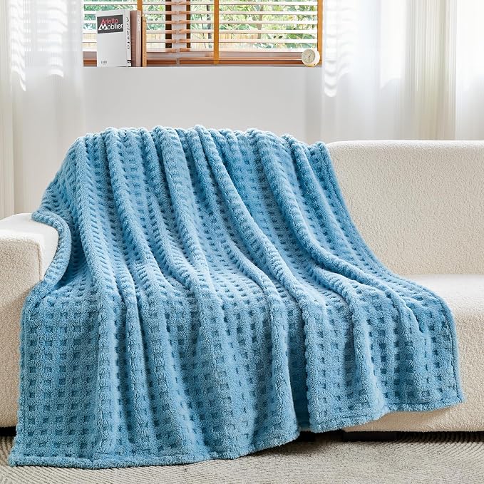 NEWCOSPLAY 3D Waffle Checkered Flannel King Blanket, Blue, 90"x110" | Super Soft Cute Lightweight Decorative Premium Silky Fleece Blanket for Couch Sofa Bed, Gift for Women Men, All Season Use