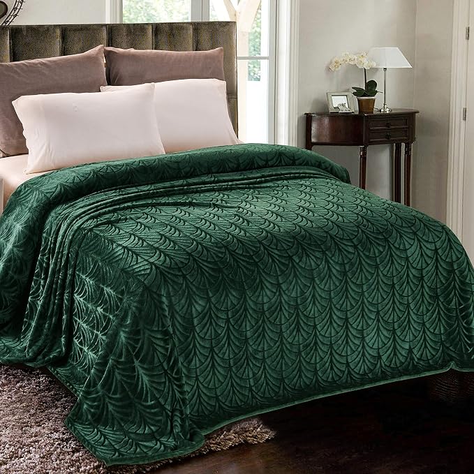 Whale Flotilla Soft Flannel Fleece Twin XL Size Bed Blanket, Emerald Green | 90"x66" Cozy Lightweight Breathable Coverlet, Plush Fluffy Bedspread, Vintage Pattern Decorative Blanket for Dorm, All Season