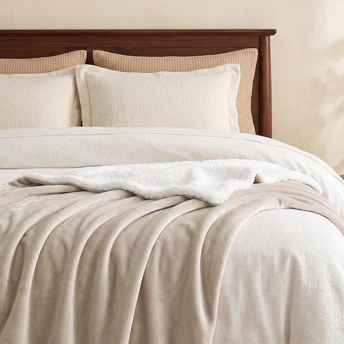 Bedsure GentleSoft Sherpa Fleece Throw Blanket for Couch, Non-Heated, Thick and Warm Throw for Women and Men, Soft Fuzzy Plush Blanket for Winter, Beige, 50x60 Inches