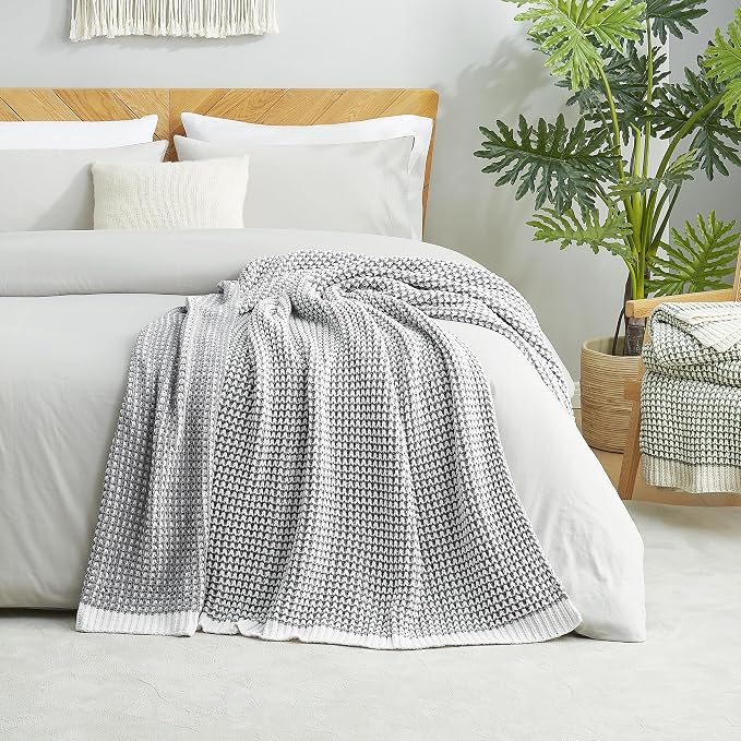 Knit Throw Blanket, Soft Chenille Cozy Breathable Pineapple Chunky Decorative Blanket for Couch, Bed & Sofa, French-Inspired Lightweight Warm Gift for Women, Gray, 60"x80"