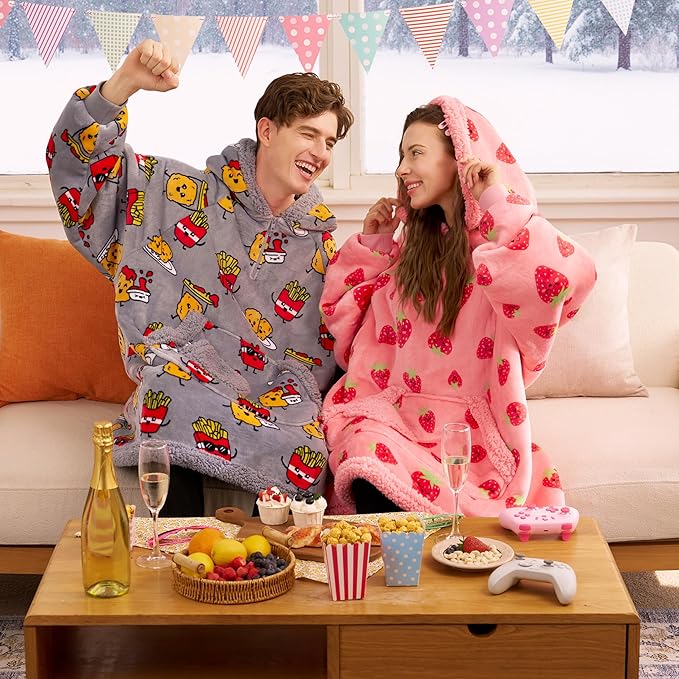 Giggling Getup Wearable Blanket Hoodie for Adults Gifts for Teen Girls Sister Women Sherpa Fleece Printed Hooded Blanket Sweatshirt Warm Cozy with Pocket & Sleeves Strawberry