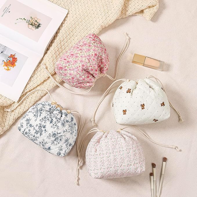 Cotton Quilted Drawstring Makeup Bag with Canvas Lining,Coquette Aesthetic Cute Travel Toiletry Bag,Drawstring Gift Bag for Women and Girls（15Dot Bear）