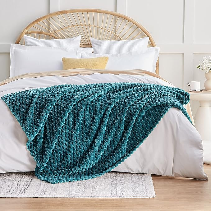 EXQ Home Fleece Blanket Throw XL for Couch or Bed - 3D Imitation Turtle Shell Jacquard Decorative Blankets - Cozy Soft Lightweight Fuzzy Flannel Blanket Suitable for All Seasons(50"×70",Teal)
